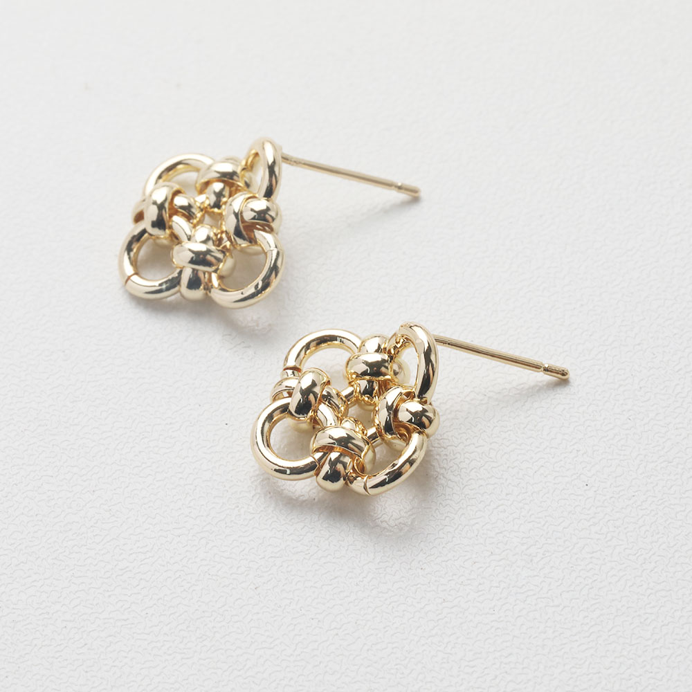 Supply Florist - 4PCS Dainty Flower Ear Studs Earrings